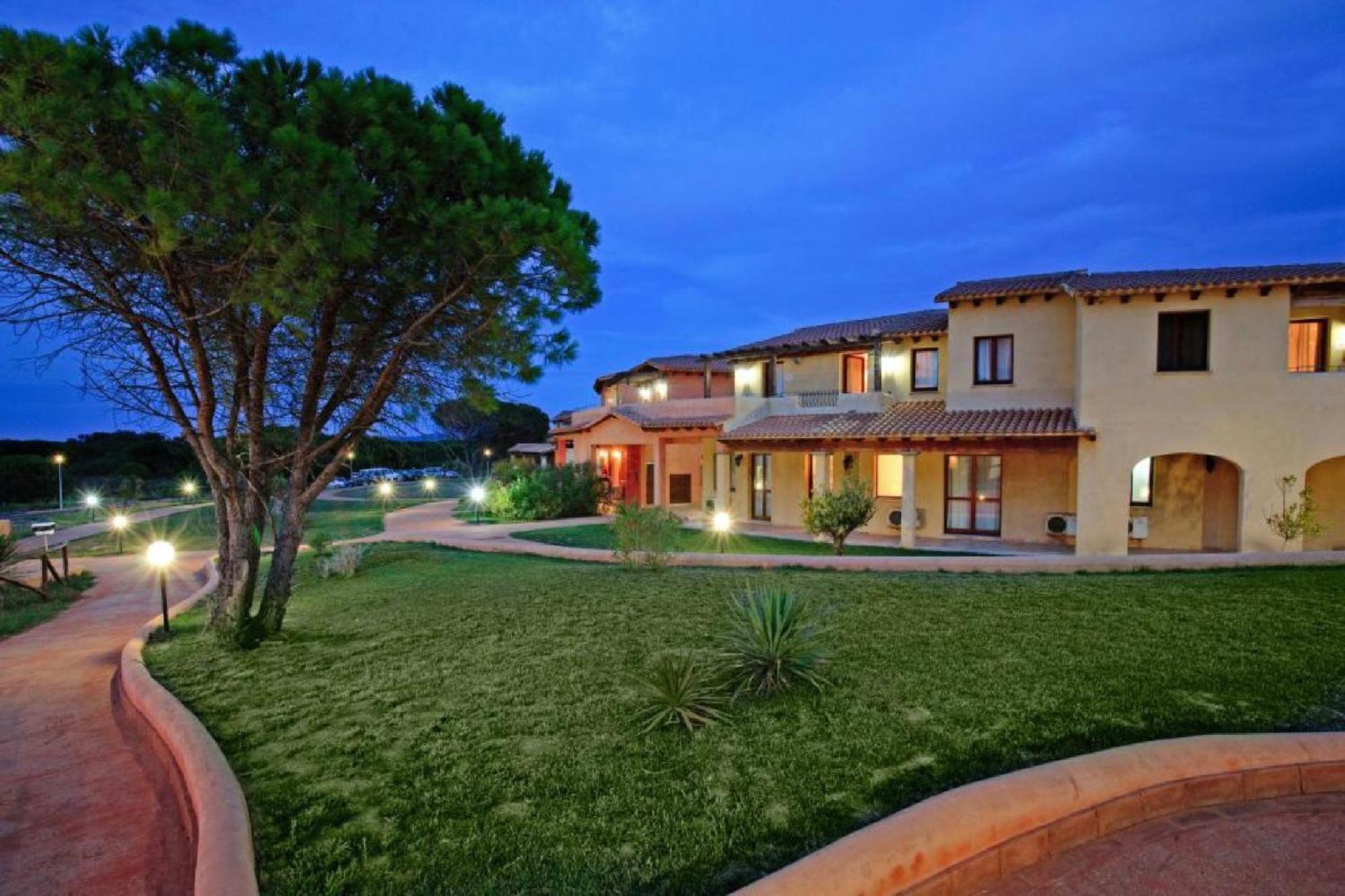 Residence Pierre & Vacances Vignola Mare Exteriér fotografie